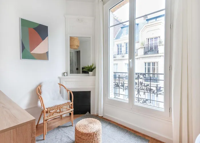 Very Attractive - 16eme - Mobility Lease *